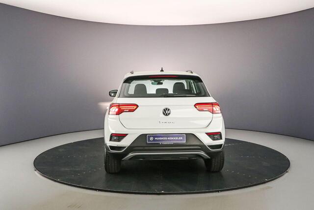 Volkswagen T-Roc Style 1.0 TSI 110pk Adaptive cruise control, Stoelverwarming, App connect, Parkeersensoren, DAB, Radio, LED dagrijverlichting, Airco, Bluetooth
