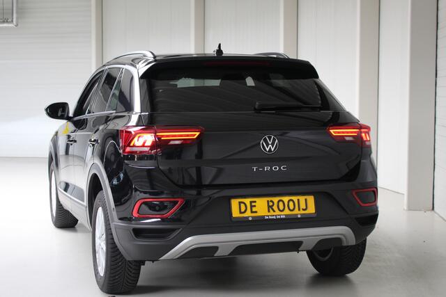 Volkswagen T-Roc 1.0 TSI Life Navi | PDC | Stoelverwarming |