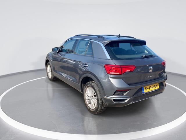 Volkswagen T-Roc 1.0 TSI Style Business Navigatie · Parkeersensoren · Lane assist
