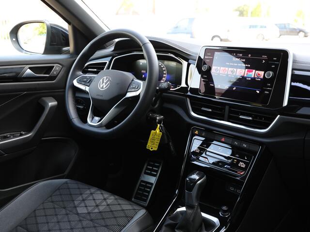 Volkswagen T-Roc 1.5 TSI R-Line 150PK DSG | Led | Panoramadak | Navigatie | Stoelverwarming | Side assist | Digitaal dashboard
