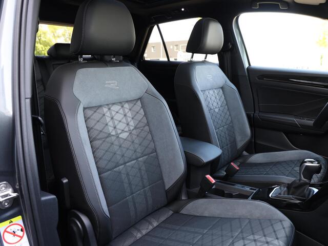 Volkswagen T-Roc 1.5 TSI R-Line 150PK DSG | Led | Panoramadak | Navigatie | Stoelverwarming | Side assist | Digitaal dashboard