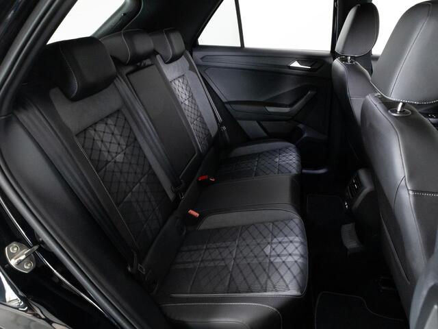Volkswagen T-Roc AUTOMAAT 1.5 TSI 150 PK DSG R-Line | LED IQ | Navigatie | Side Assist | 18 Inch Velgen | Stoelverwarming |