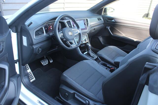Volkswagen T-Roc Cabrio 1.5 TSI R-Line - VIRT. COCKPIT - TREKHAAK - NAVIGATIE - ADAPT. CRUISE -