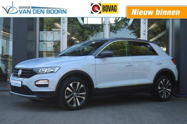 Volkswagen T-Roc 1.5 TSI IQ DRIVE, Trekhaak, Clima, Apple Carplay/ Android Auto,