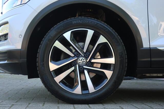 Volkswagen T-Roc 1.5 TSI IQ DRIVE, Trekhaak, Clima, Apple Carplay/ Android Auto,