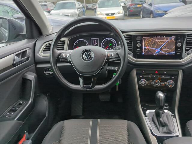 Volkswagen T-Roc 1.5 TSI Automaat Style Bus.| Camera | Elec klep | Navi | Verwacht