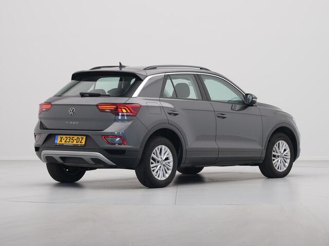 Volkswagen T-Roc 1.5 TSI 150pk DSG Life Navigatie Clima Pdc Acc
