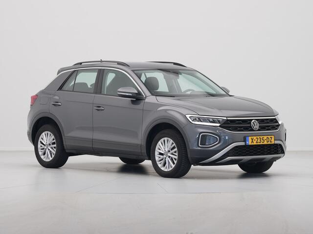Volkswagen T-Roc 1.5 TSI 150pk DSG Life Navigatie Clima Pdc Acc