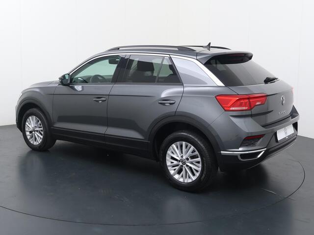 Volkswagen T-Roc 1.5 TSI Style | 150 PK | Automaat | Adaptive cruise control | Parkeersensoren |