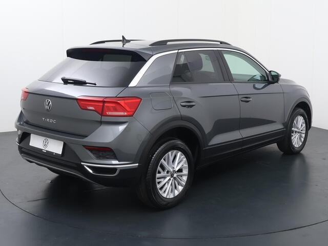 Volkswagen T-Roc 1.5 TSI Style | 150 PK | Automaat | Adaptive cruise control | Parkeersensoren |