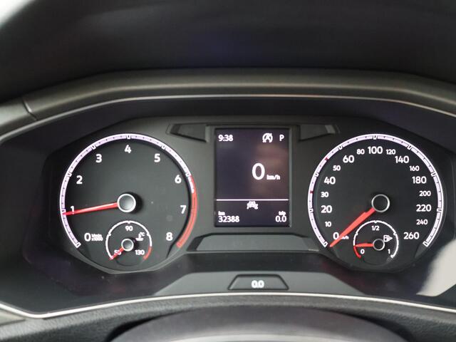 Volkswagen T-Roc 1.5 TSI Style | 150 PK | Automaat | Adaptive cruise control | Parkeersensoren |