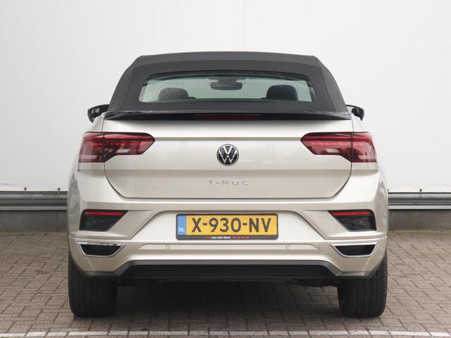 Volkswagen T-Roc Cabrio 1.5 TSI R-Line | Adaptief onderstel | 19" velgen | Stoelverwarming | Dodehoekdetectie | Navigatie |