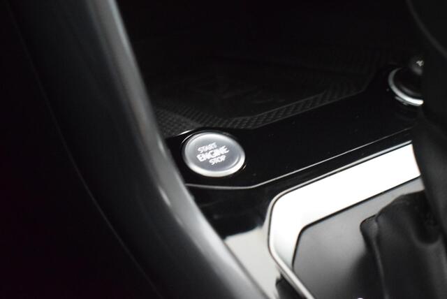 Volkswagen T-Roc 1.5 TSI 150pk DSG Sport Trekhaak Camera Keyless Led Navigatie