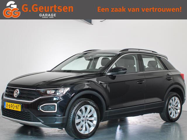 Volkswagen T-Roc 1.5 TSI Sport Navigatie, LED, Parkeersensoren, Automaat