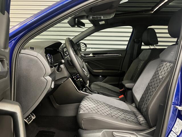 Volkswagen T-Roc 1.5 TSI R-LINE BLACK/IQ LIGHT/IQ DRIVE/PANORAMA/TREKH/ENZ