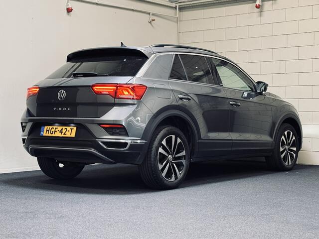 Volkswagen T-Roc 1.0 TSI United | 17" | Panorama | CarPlay