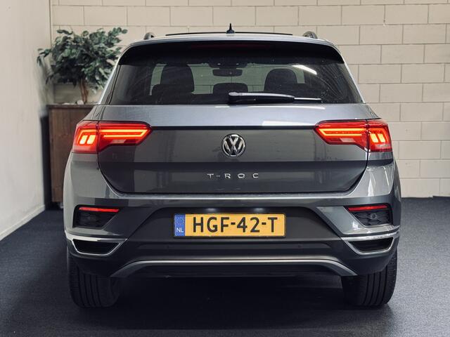 Volkswagen T-Roc 1.0 TSI United | 17" | Panorama | CarPlay