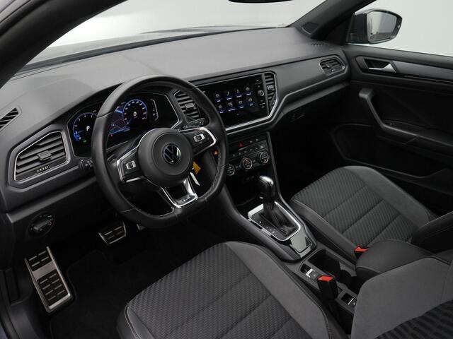 Volkswagen T-Roc Cabrio 1.5 TSI 150 pk DSG R-Line | Achteruitrijcamera | Navigatie | Stoelverwarming | Digital Cockpit Pro