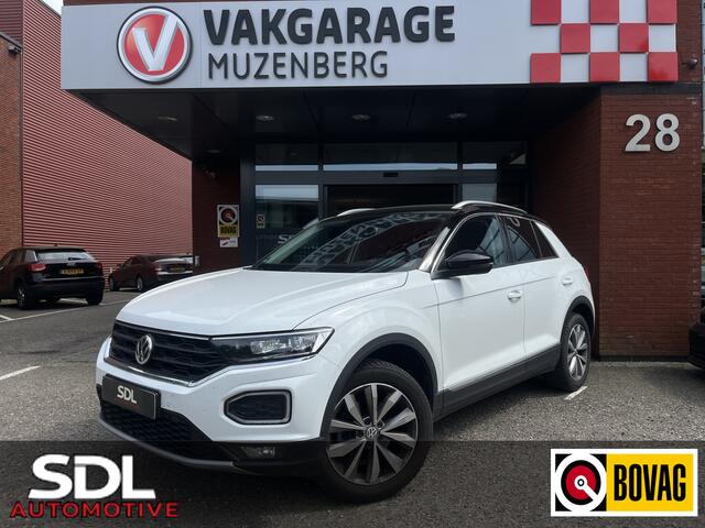 Volkswagen T-Roc 1.5 TSI Style // FULL LED // ADAPT. CRUISE // CLIMA // CAMERA+SENSOREN // NAVI+CARPLAY //