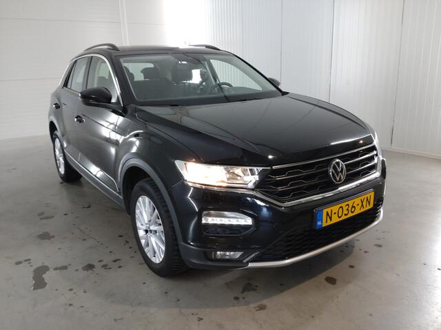 Volkswagen T-Roc 1.0 TSI Style | Verwacht | Trekhaak | Clima | Camera | ACC |