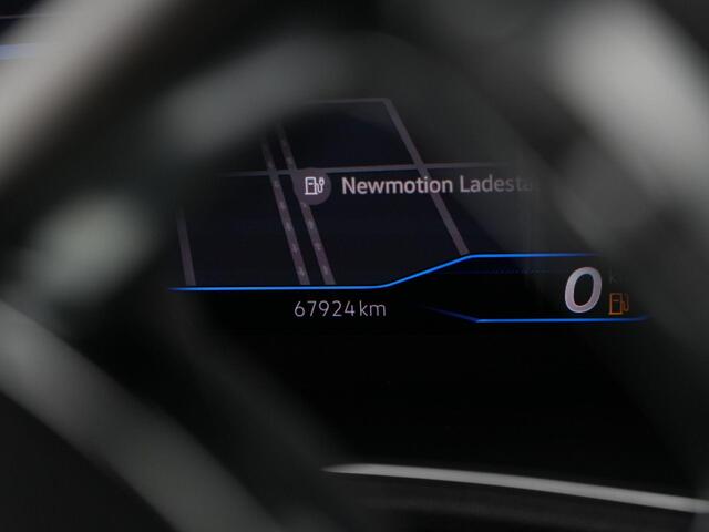 Volkswagen T-Roc Cabrio 1.5 TSI 150 pk DSG R-Line | Beats | Adaptief onderstel | Achteruitrijcamera | Navigatie | Stoelverwarming
