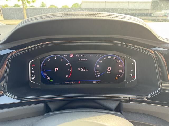 Volkswagen T-Roc 1.5 TSI R-Line Business