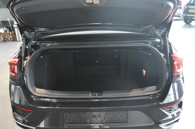 Volkswagen T-Roc Cabrio 1.5 TSI 3X R-LINE Black Style navi clima cruise 18 inch 150 pk !!