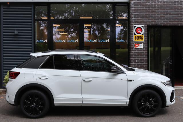 Volkswagen T-Roc 1.5 TSI 110kW DSG-7 R-Line Black Style Panorama/IQ.Light/Virtual Cockpit Pro/App-Connect/18"/Trekhaak