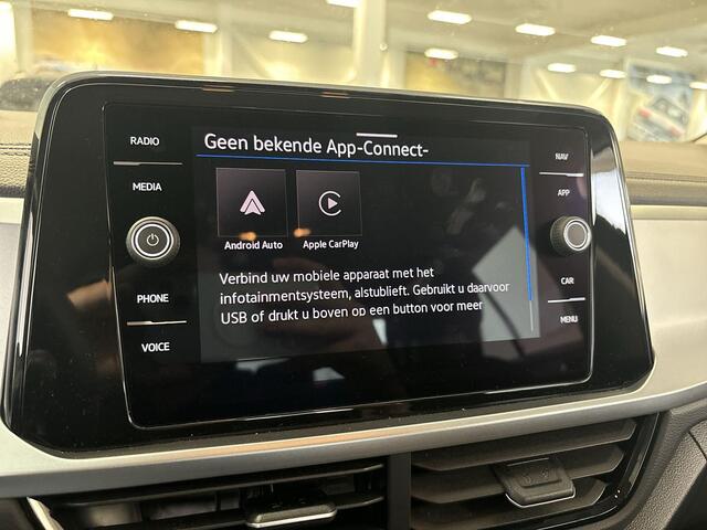 Volkswagen T-Roc 1.5 Tsi 150pk DSG Life Edition · Camera · Keyless · Apple/Android Car Play · Dodehoek Detectie · Park Assist · 17'' Inch · Garantie t/m 06-08-2028 of 100.000km