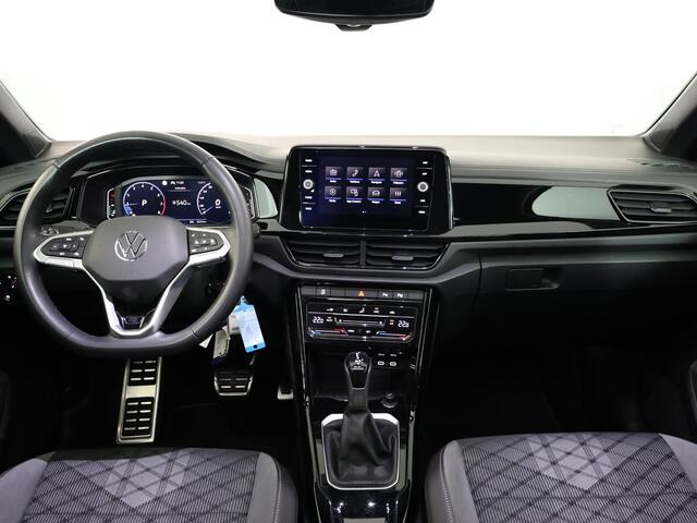Volkswagen T-Roc 1.5 TSI R-Line 150 pk Automaat (DSG) | Verlengde garantie | Navigatie via App | Panoramadak | Parkeersensoren (Park assist) | Achteruitrijcamera | Adaptieve cruise control | Black Style pakket |