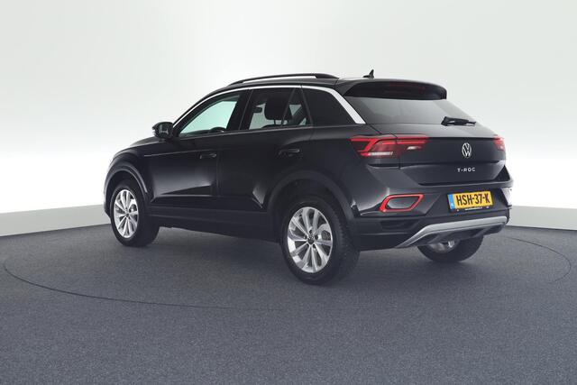 Volkswagen T-Roc 1.5 TSI 150pk DSG Life Edition Camera Navigatie ACC Carplay Keyless Led