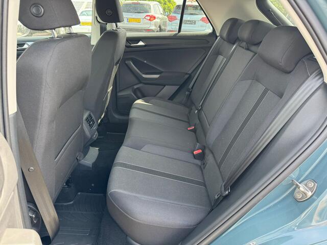 Volkswagen T-Roc 1.5 TSI Life Edition DSG Automaat | PDC | Keyless |