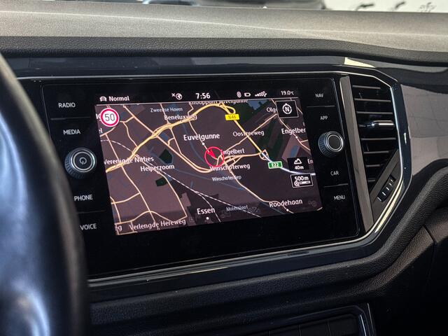 Volkswagen T-Roc 1.5 TSI Sport Business R-Line Prijs Inclusief Onderhoud & 12 Maand BOVAG Garantie | Apple Carplay |
