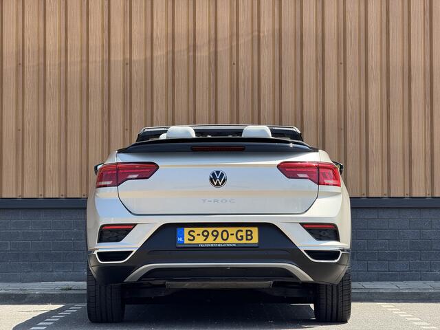Volkswagen T-Roc Cabrio 1.5 TSI R-Line | Adaptieve Cruise Control | Parkeersensoren | Keyless Go/Entry | Dodehoek Detector | Lane Assist | DAB | Stuurverwarming | Stoelverwarming | Airconditioning | Bluetooth |