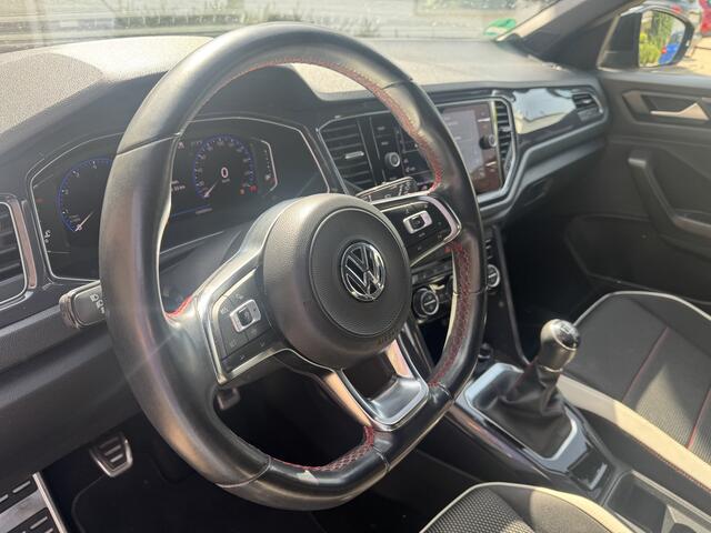 Volkswagen T-Roc 1.5 TSI Sport 150PK | 12 MDN GARANTIE | VIRTUAL | FULL LED | NAVI | ADAPTIVE CC |