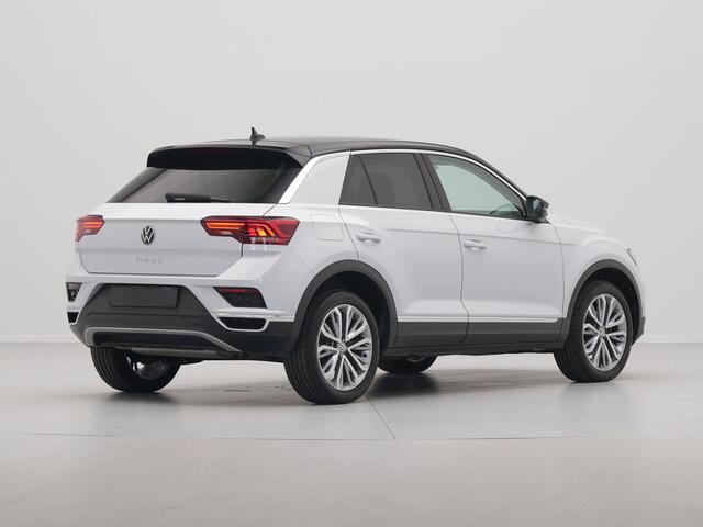 Volkswagen T-Roc 1.5 TSI 150pk DSG Sport Navi via App Camera Pdc Led Clima