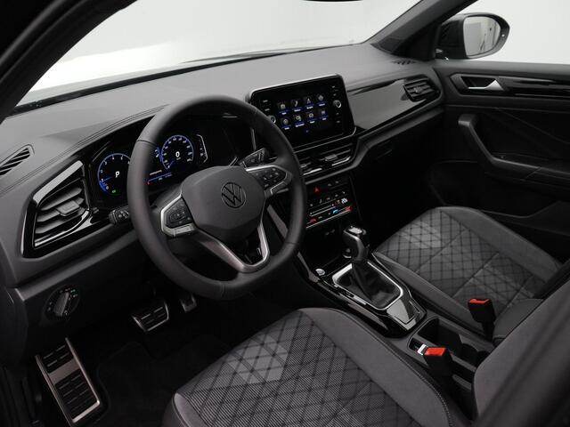 Volkswagen T-Roc 1.5 TSI 150 pk DSG R-Line | Panoramadak | Stuur-/stoelverwarming | Achteruitrijcamera | Apple Carplay / Android Auto