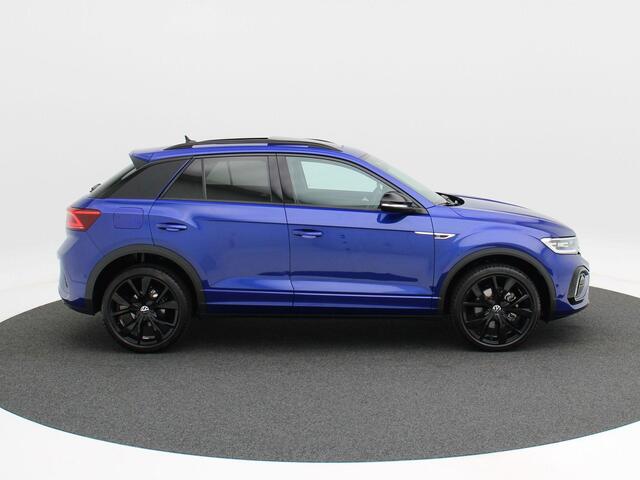 Volkswagen T-Roc 1.5 TSi 150 Pk Automaat R-Line | Adaptive Cruise | CarPlay | Navigatie | Camera | Panoramadak | Black Style | 19 Inch | 26.279 Km!!
