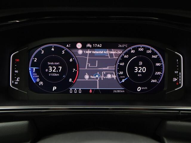 Volkswagen T-Roc 1.5 TSi 150 Pk Automaat R-Line | Adaptive Cruise | CarPlay | Navigatie | Camera | Panoramadak | Black Style | 19 Inch | 26.279 Km!!