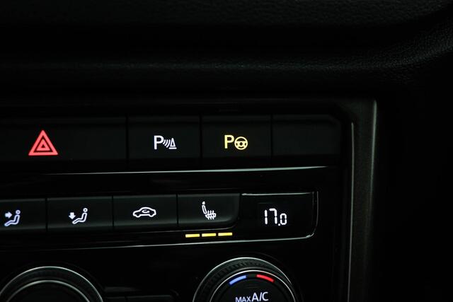 Volkswagen T-Roc 1.5 TSI Style | EXECUTIVE / ADVANCE / STYLE PLUS- PACK | PANORAMADAK | BEATS DAB | CAMERA | 18"