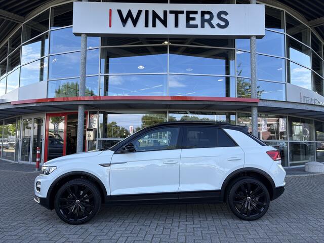 Volkswagen T-Roc 1.0 TSI Style Business | Trekhaak | Navigatie | Adaptive Cruise Control | Elec Achterklep |
