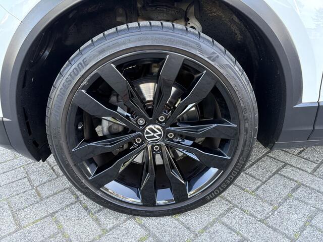 Volkswagen T-Roc 1.0 TSI Style Business | Trekhaak | Navigatie | Adaptive Cruise Control | Elec Achterklep |