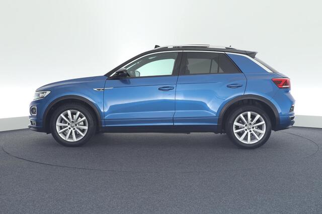 Volkswagen T-Roc 1.5 TSI 150pk DSG 2x R-Line Trekhaak Camera Stoelverwarming Panoramadak Virtual Cockpit Navigatie