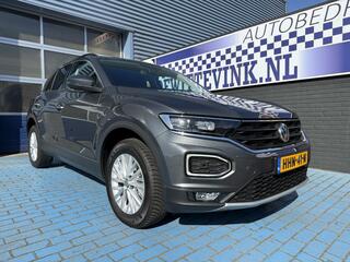 volkswagen-t-roc-1.5-tsi-adap-cruis