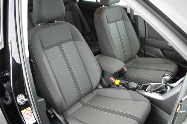 Volkswagen T-Roc 1.5 TSI 150pk DSG Life Edition Camera Navigatie ACC Carplay Keyless Led