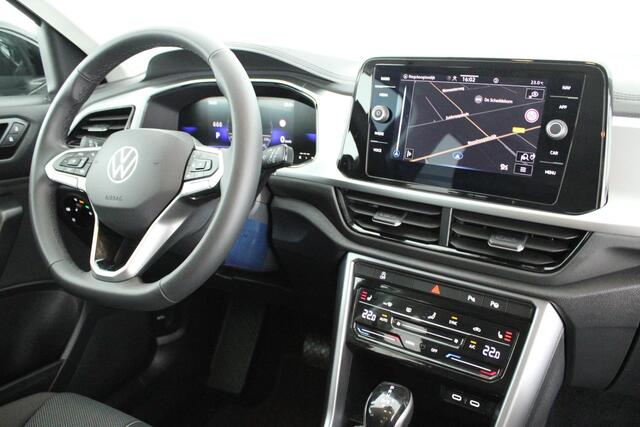 Volkswagen T-Roc 1.5 TSI 150pk DSG Life Edition Camera Navigatie ACC Carplay Keyless Led