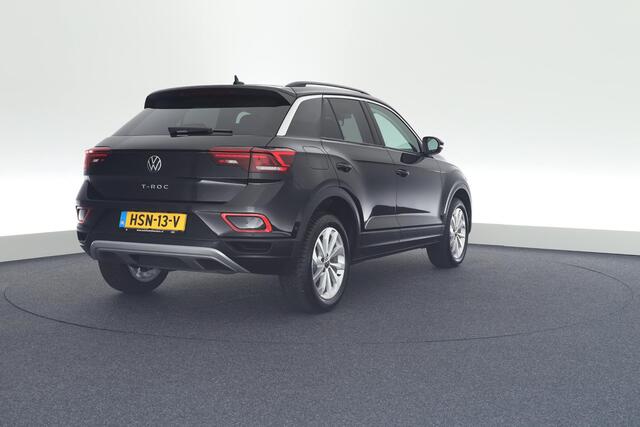 Volkswagen T-Roc 1.5 TSI 150pk DSG Life Edition Camera Navigatie ACC Carplay Keyless Led