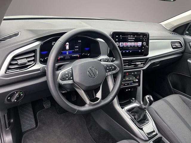 Volkswagen T-Roc Life Edition 1.0 TSI 115pk Adaptive cruise control, Achteruitrijcamera, Stoelverwarming, Parkeer assistent, Airco, DAB, Radio, App connect, LED koplampen