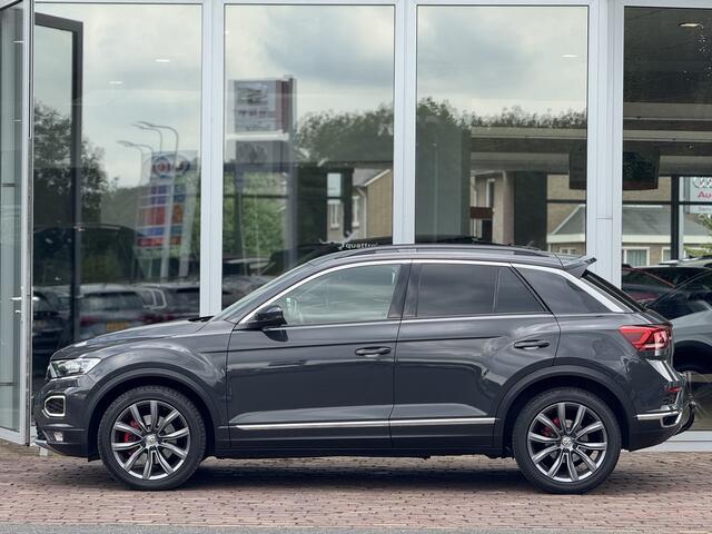 Volkswagen T-Roc 1.5 TSI Sport | Stoelverwarming | Trekhaak | Apple CarPlay