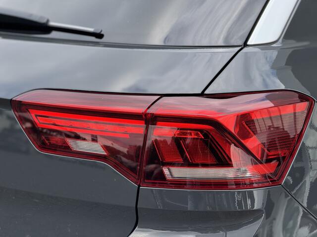 Volkswagen T-Roc 1.5 TSI Sport | Stoelverwarming | Trekhaak | Apple CarPlay